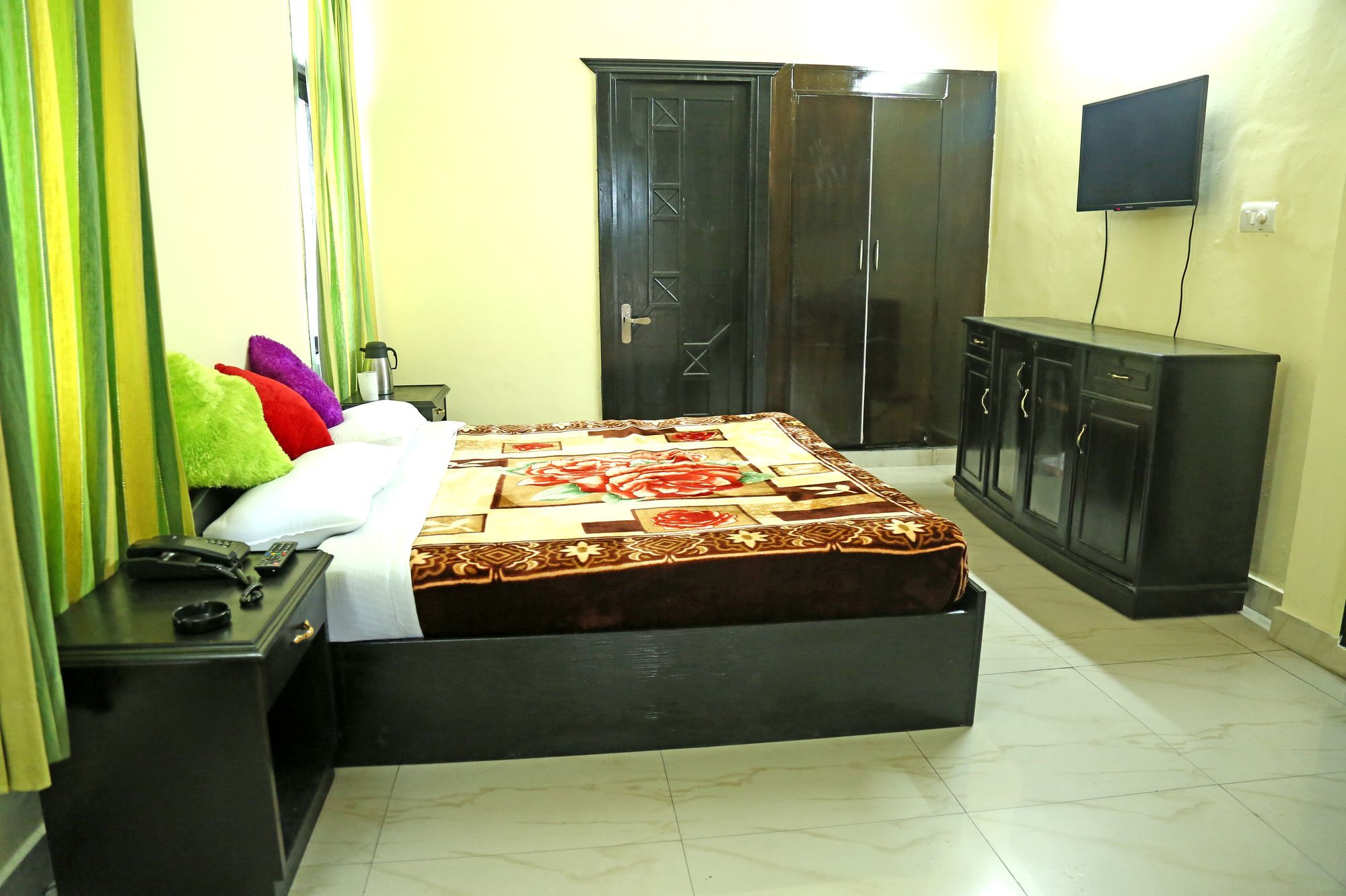Oyo 5248 Surbee Resorts Mussoorie Eksteriør bilde